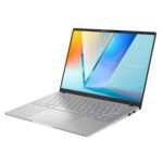 14-inch 2.8K (2880×1800) 90Hz OLED HDR display with 100% DCI-P3 color gamut and Pantone validation