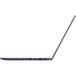 USB-C 3.2, HDMI 1.4, and USB 3.2 Gen 1 ports for flexible device connections